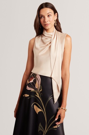 Satenski top s trakom