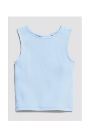 Shortened ribbed top with cut-out