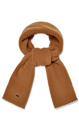 Šal od kovrčave tkanine s valovitim obrubom