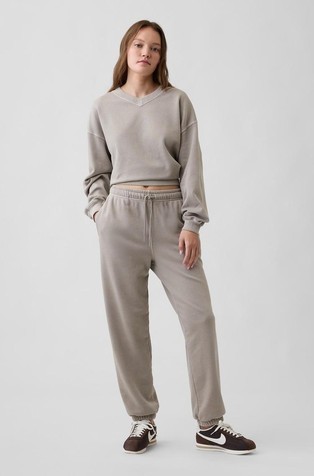 Ženski oversized pulover s V-izrezom