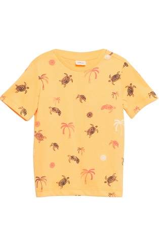 T-shirt with all-over print