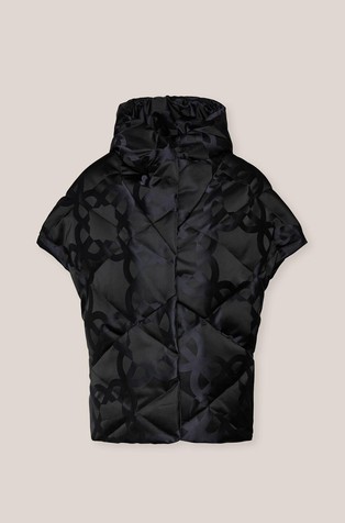 Prošiven prsluk s kapuljačom