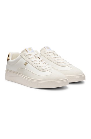 Canvas trainers with suede trims