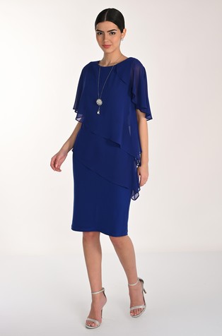 Koktel haljina s asimetričnim volanom i ogrtačem