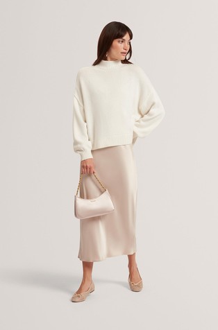 2-u-1 satenska haljina s pletenim puloverom