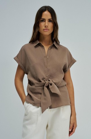 Shirt with bow