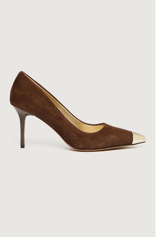 Metal-toe court suede shoes