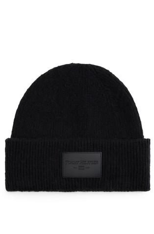 Rebrasto pletena vunena kapa