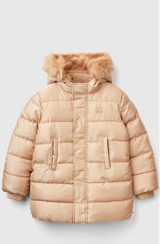 Duga prošivena jakna s podstavom od umjetnog krzna