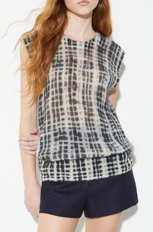 Checked knitted gilet
