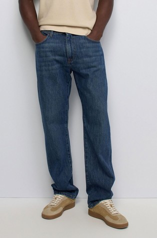 Straight fit jeans