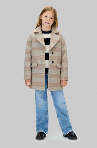 Kratak kaput s kariranim uzorkom