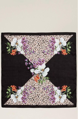 Foulard with floral and animal print