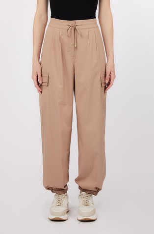 Cargo pants with pleats