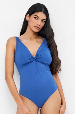 Jednodijelni kupaći kostim s učinkom oblikovanja