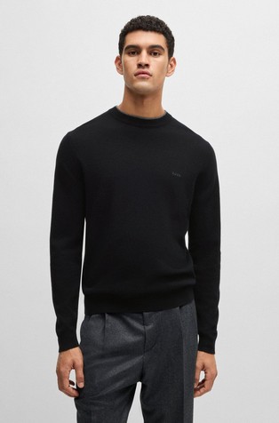 Pleten vuneni pulover s izvezenim logotipom