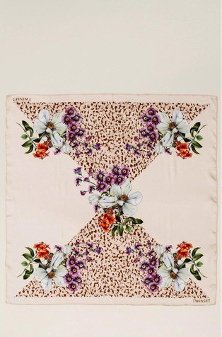 Marama s cvjetnim i životinjskim uzorkom