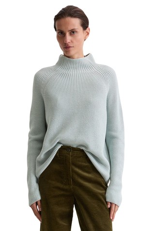 Mock-neck knit jumper in a regular fit made of organic cotton