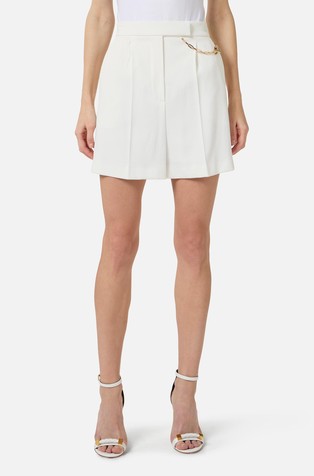 Kratke hlače od gabardena s ukrasnim logo detaljem