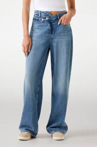 Wide-leg jeans