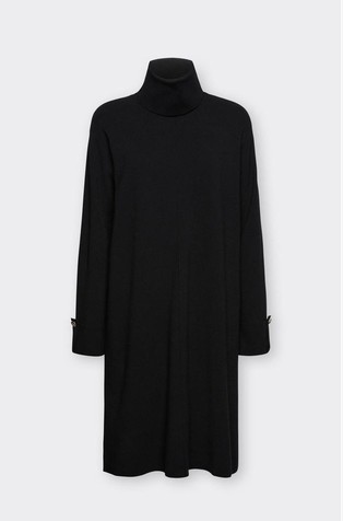 Knit dress with detachable collar