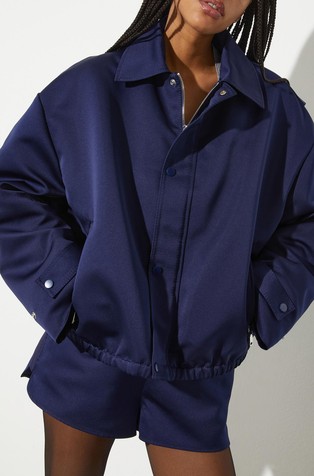 Satenska jakna sa sintetičkim punjenjem