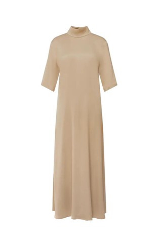 Satenska haljina s povišenim ovratnikom