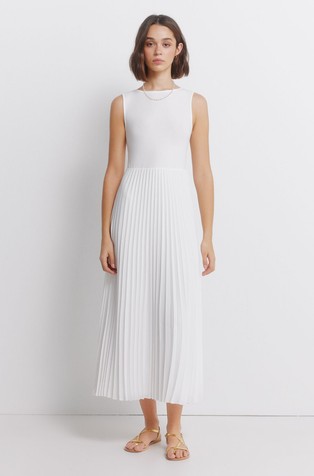 Duga haljina od kombinacije tkanina