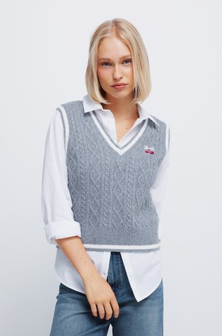 Pleten prsluk s uzorkom lanca i vezom