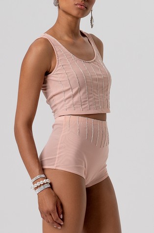 Slim fit kratke hlače od tila s ukrasnim kamenčićima