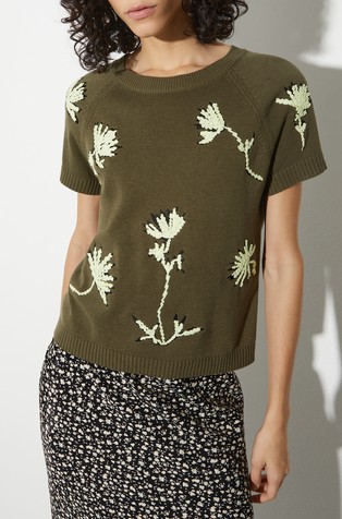 Pletena majica s cvjetnim vezovima