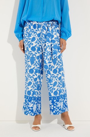 Wide fit trousers with floral print