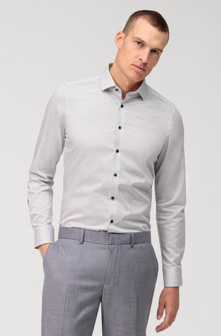 Level Five body fit košulja