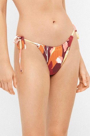 Donji dio kupaćeg kostima s uzorkom