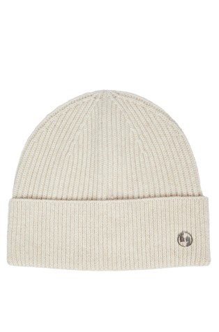 Pletena kapa sa svjetlucavim vlaknima