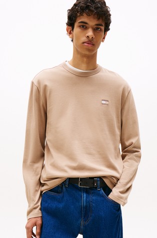 Majica dugih rukava s našivkom