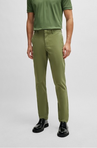 Slim fit chinos in a stretch-cotton blend