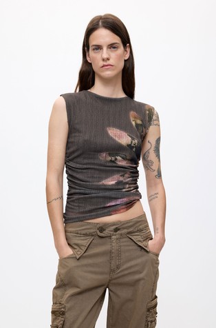 Sleeveless floral print T-shirt
