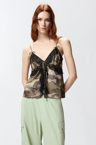 Camouflage top with lace