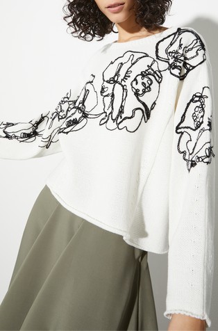 Pleten pulover od pamuka i vune s vezom