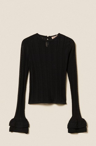 Pleten pulover s volanima na rukavima