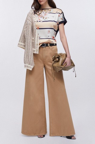 Super-flared high-rise jeans