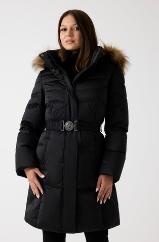 Duga prošivena jakna punjena paperjem s kapuljačom i remenom