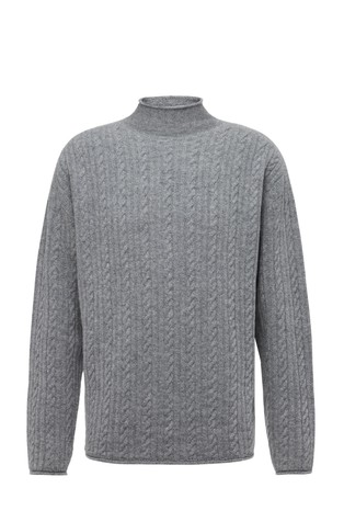 Pleten vuneni pulover s povišenim ovratnikom