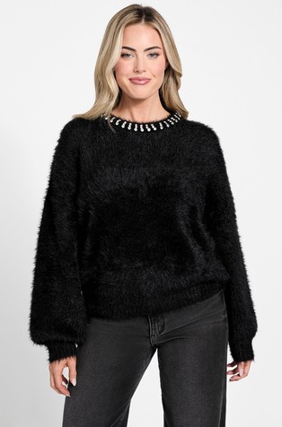 Pleten pulover s ukrasnim kamenčićima oko ovratnika