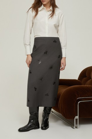 Midi suknja s aplikacijama šljokica