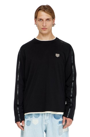 Long-sleeve T-shirt with synthetic trims