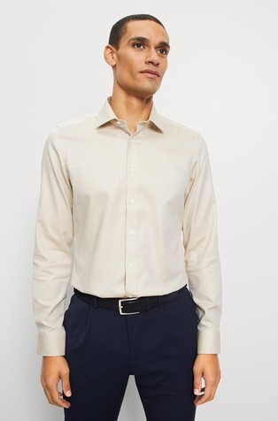 Level Five body fit košulja