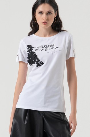 Pamučna majica s izvezenim cvijećem i ukrasnim kamenčićima