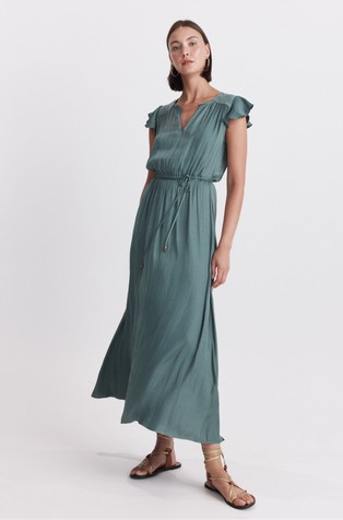 Long dress with flutter sleeves